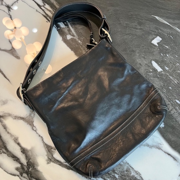 Coach Leather Shoulder or Cross Body Purse Adjustable Strap with Silver Hardware - Picture 7 of 10